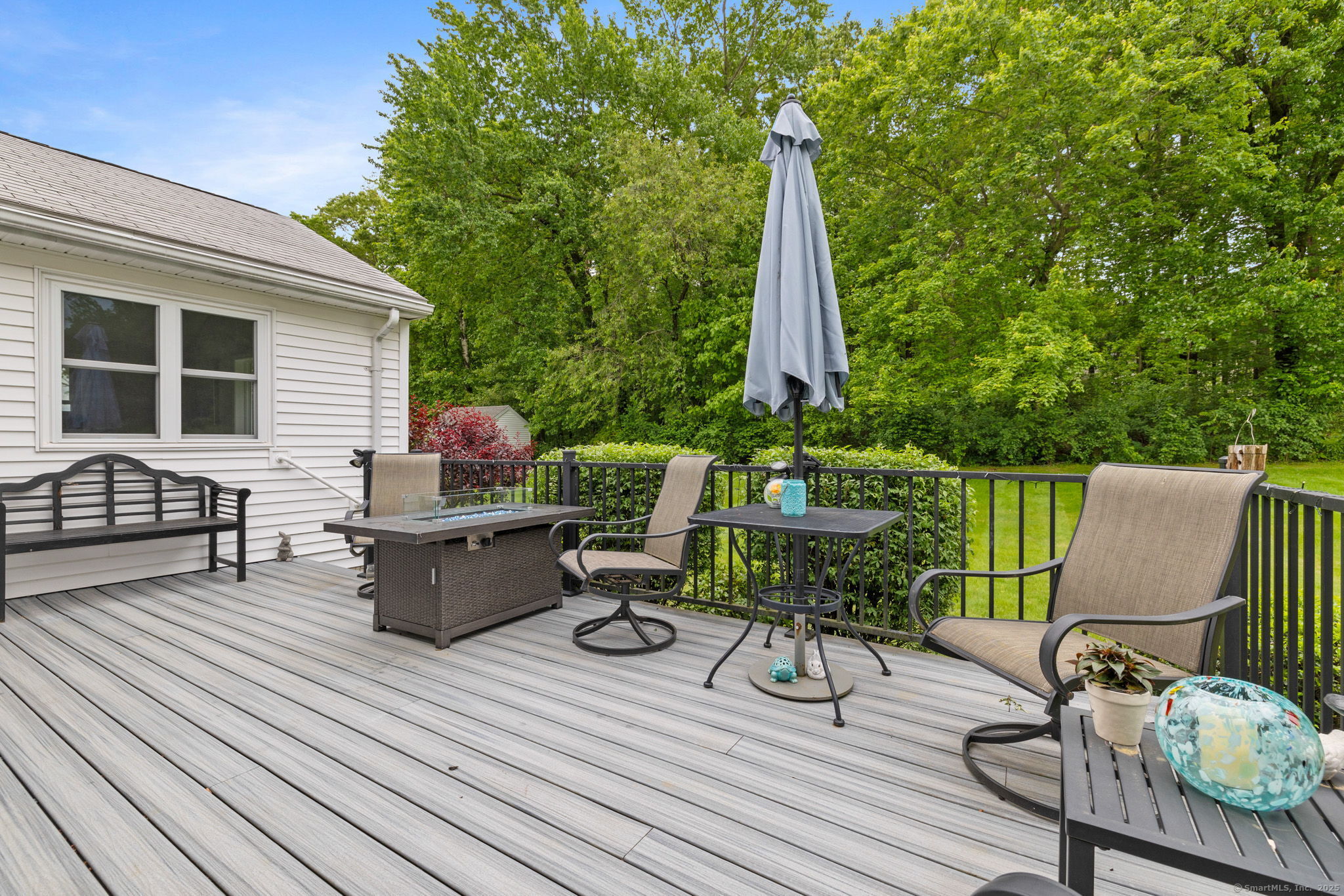 19 Ridgeview Drive, Ellington, Connecticut image 8