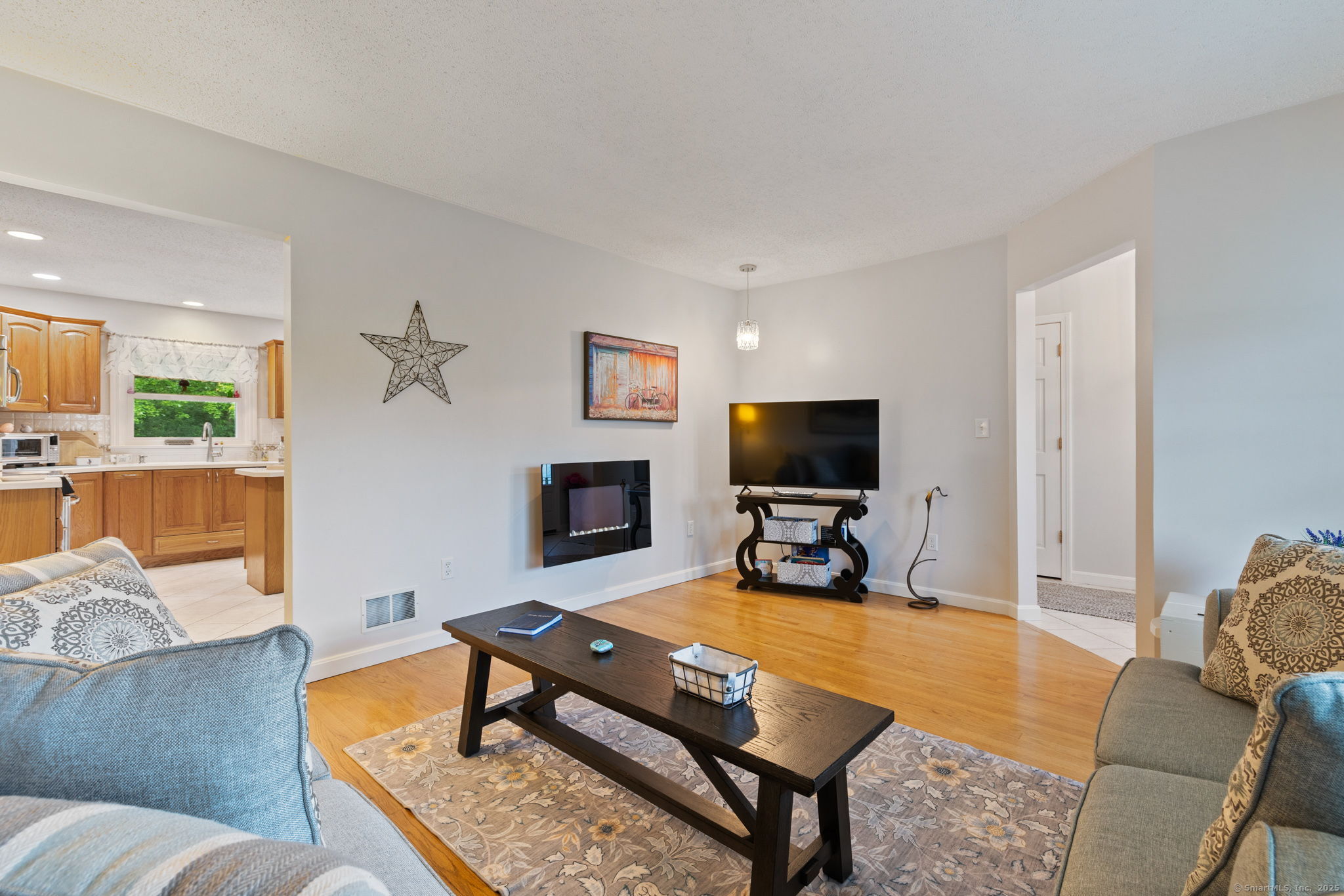 19 Ridgeview Drive, Ellington, Connecticut image 15