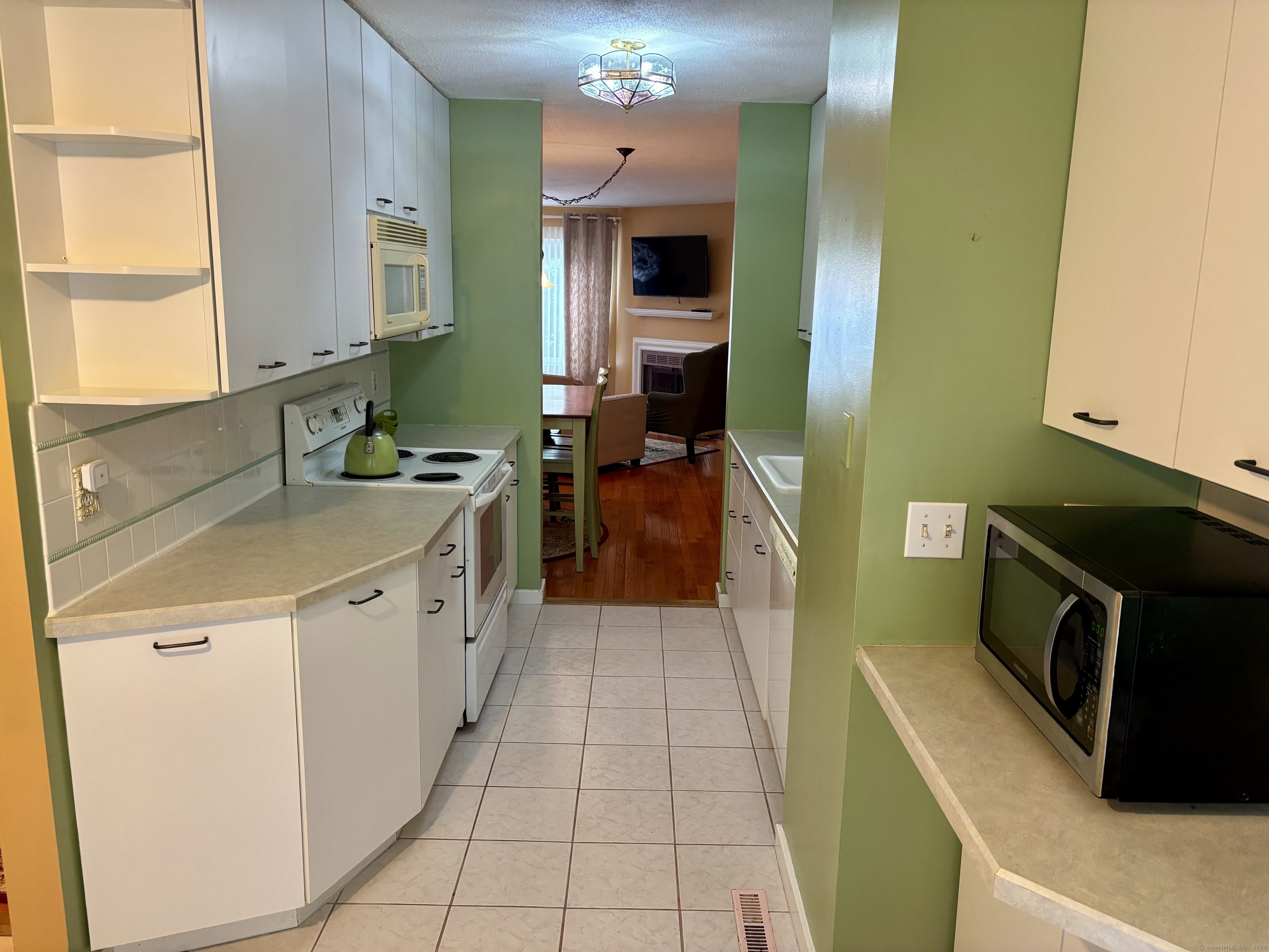 21 Linden Street #APT 5, Norwalk, Connecticut image 5