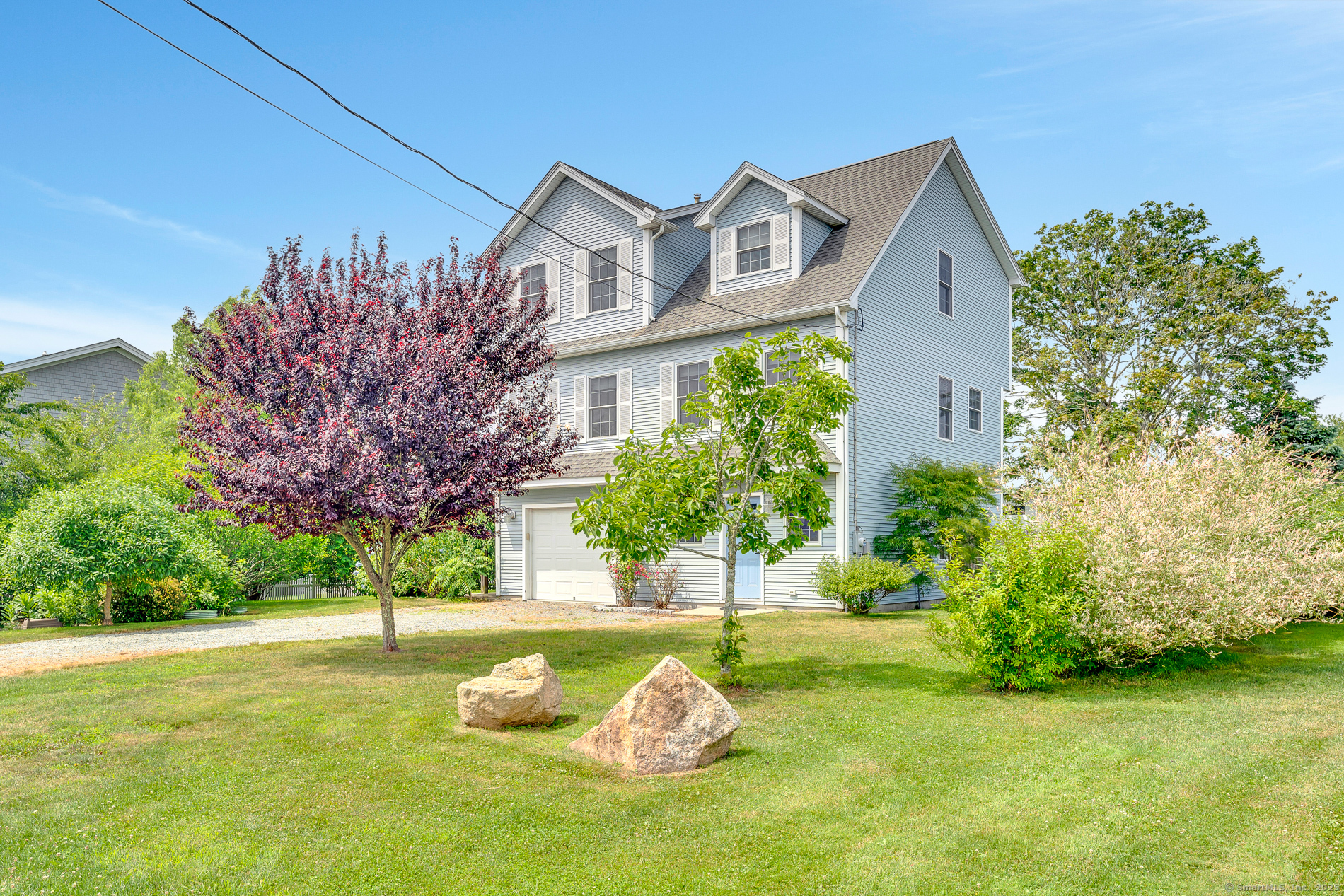 8 Green Acres Drive