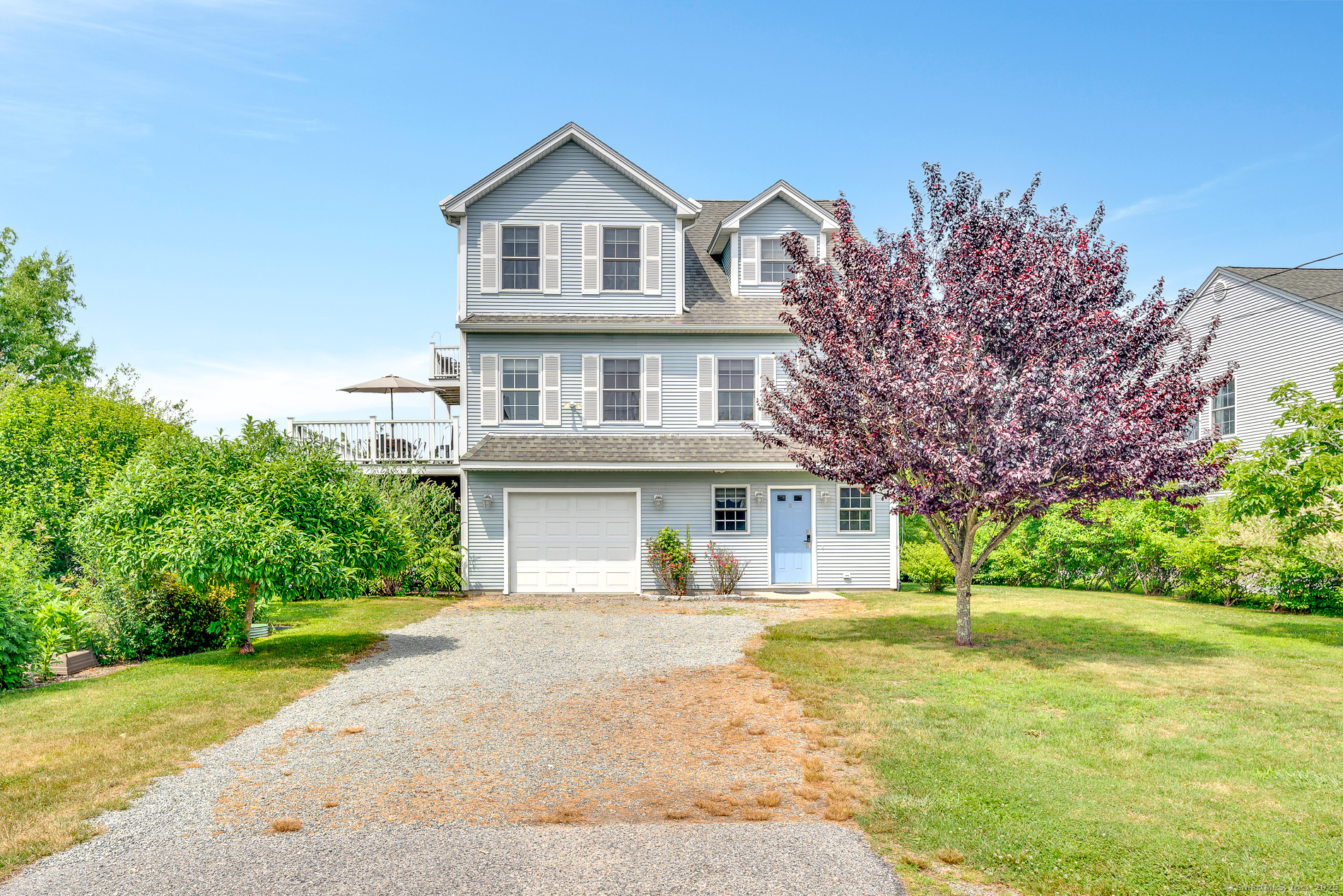 8 Green Acres Drive