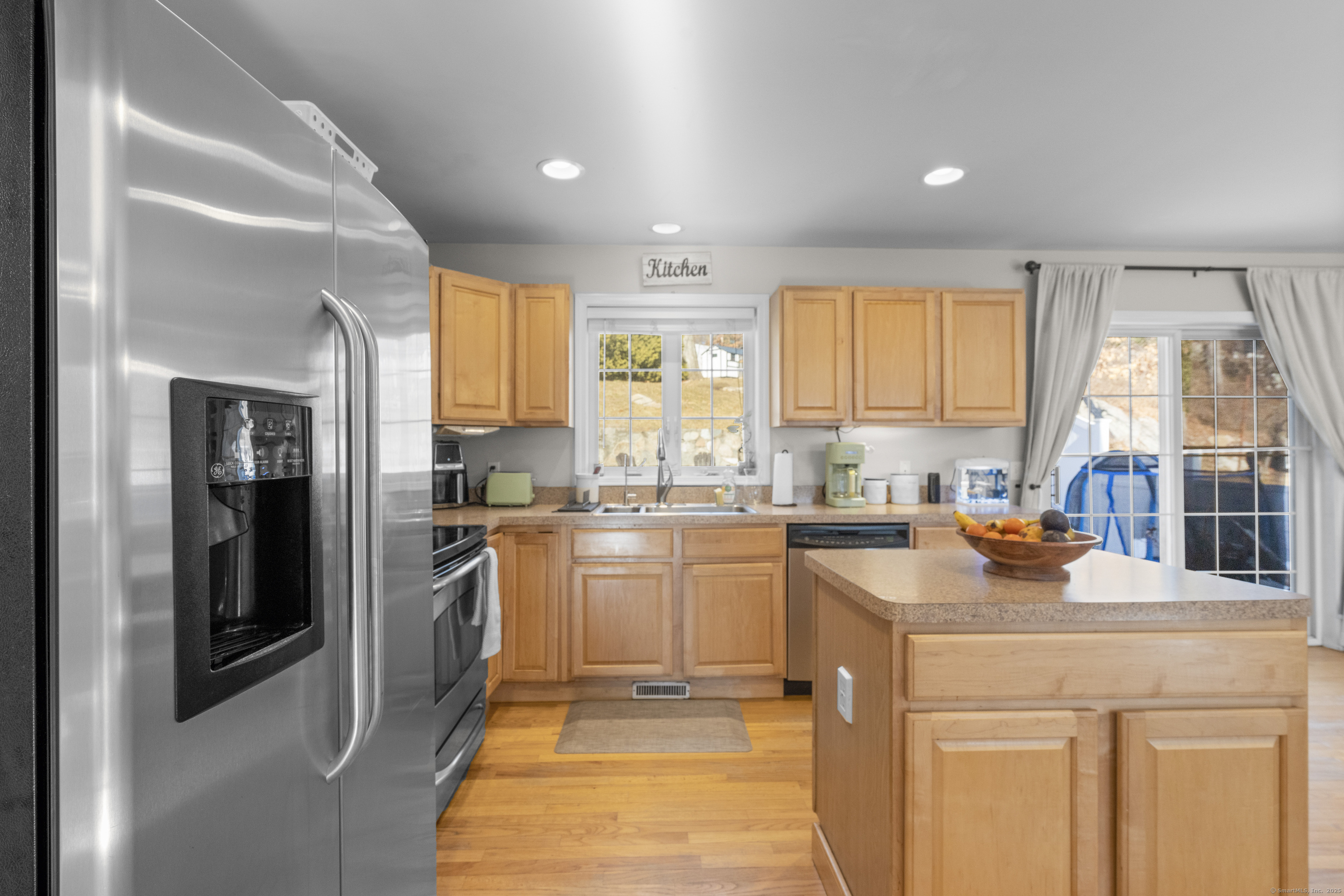 93 Rockwood Avenue, Ansonia, Connecticut image 9