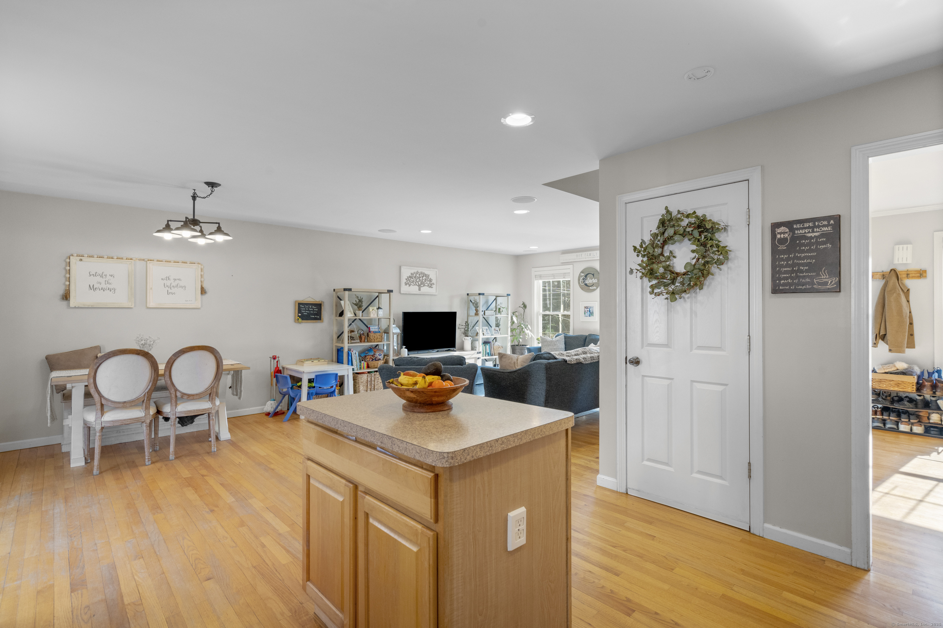 93 Rockwood Avenue, Ansonia, Connecticut image 10