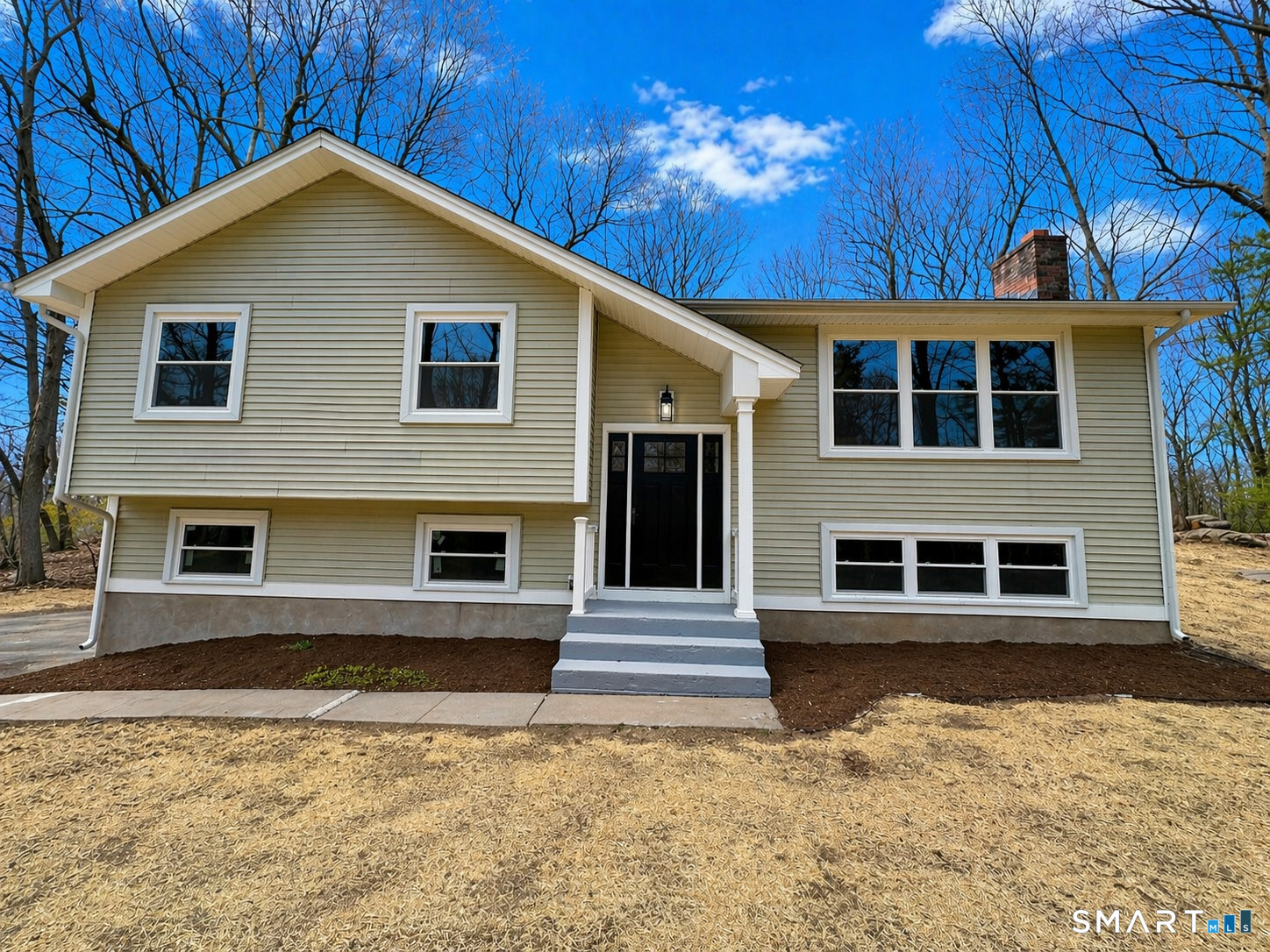 96 Robin Circle