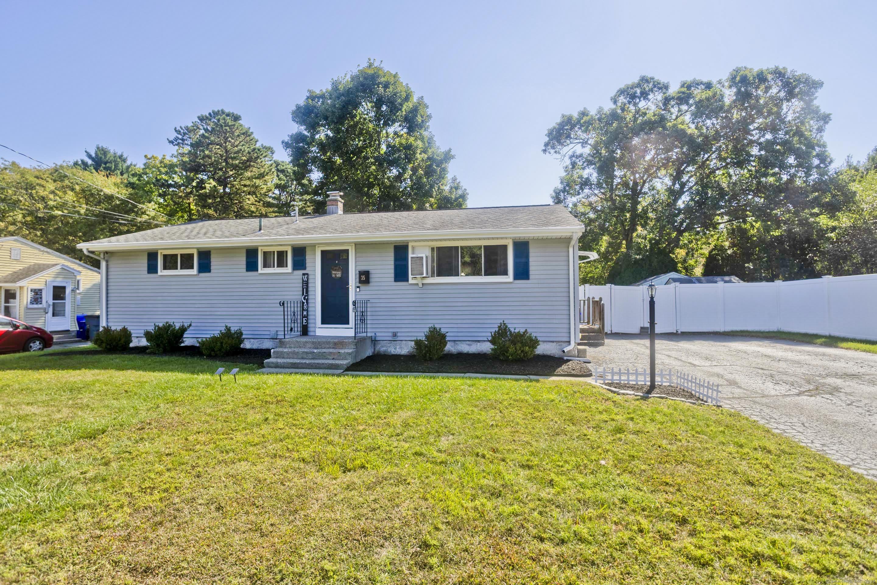 35 Roosevelt Boulevard