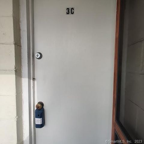 Tiny photo for 394 Courtland Avenue #3C, Stamford, CT 06906 (MLS # 24135778)