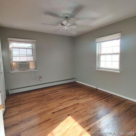 Tiny photo for 394 Courtland Avenue #3C, Stamford, CT 06906 (MLS # 24135778)