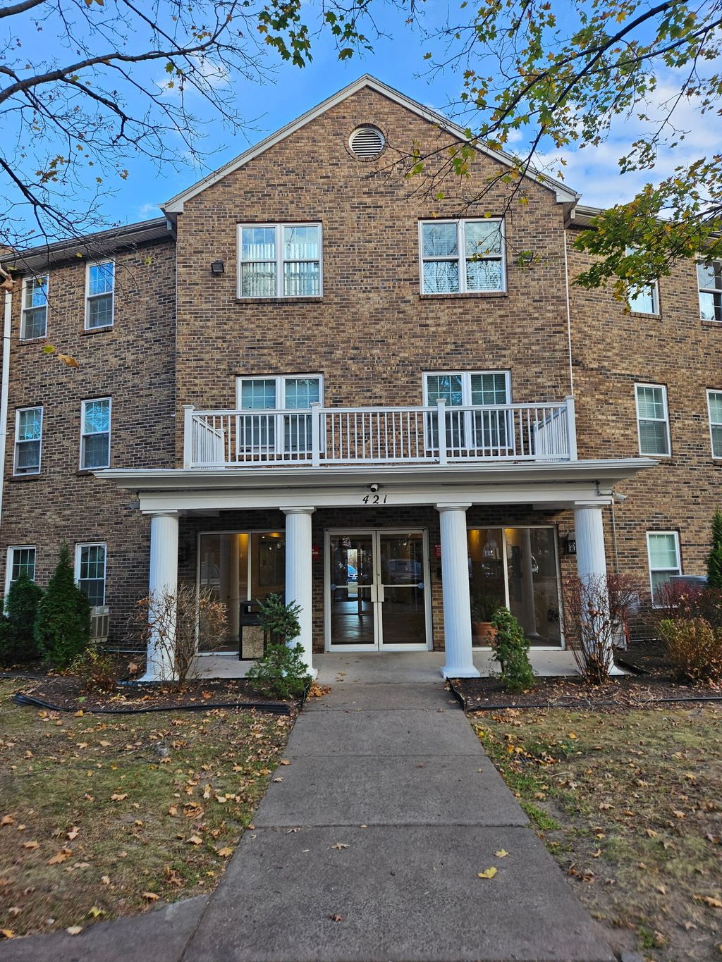 Photo of 421 Tolland Street #302, East Hartford, CT 06108 (MLS # 24139000)