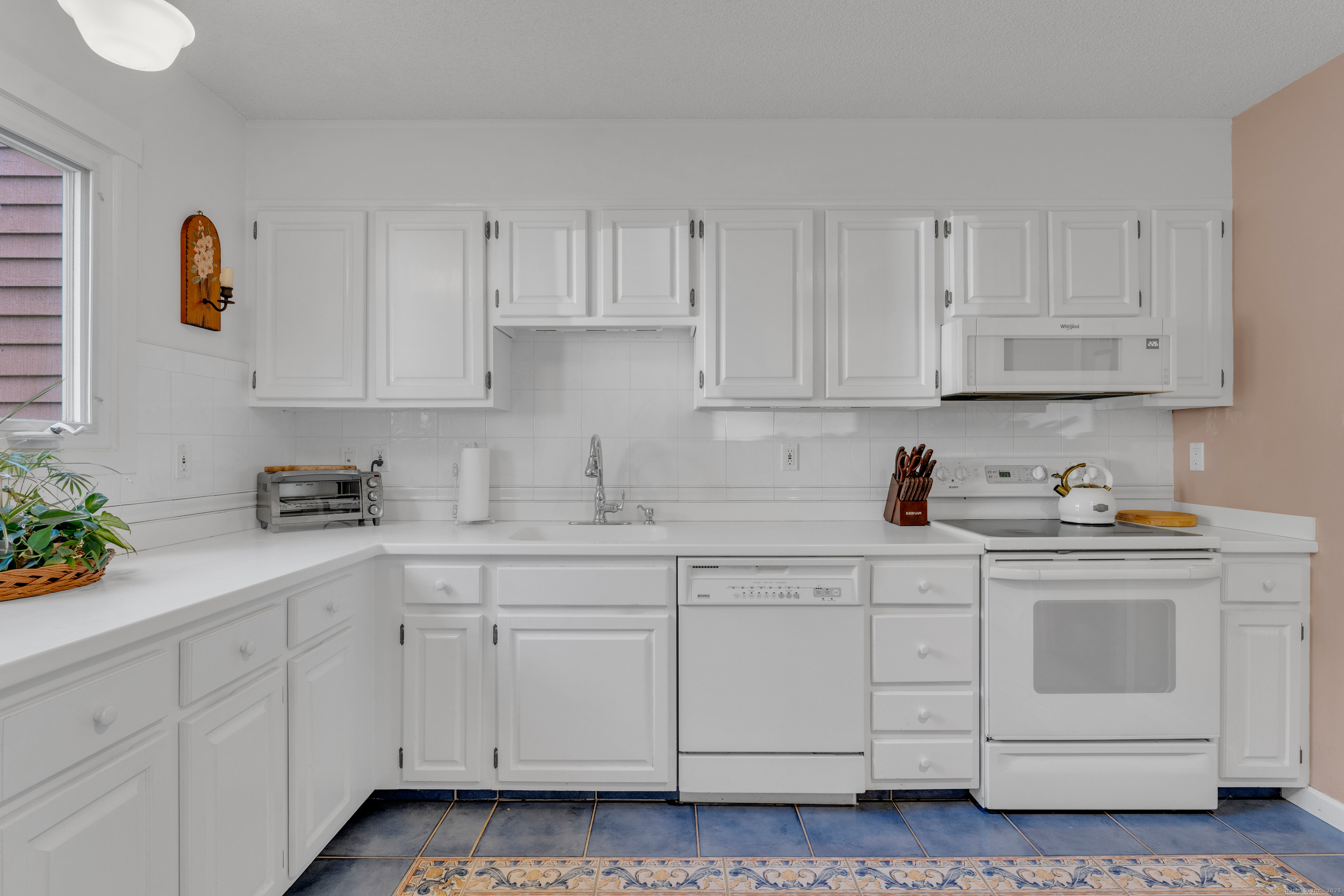 68 Colonial Hill Drive 68