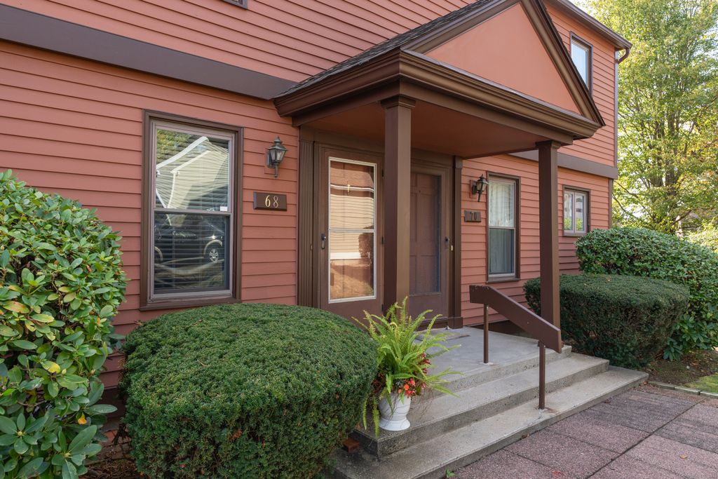 Photo of 68 Colonial Hill Drive #68, Wallingford, CT 06492 (MLS # 24132736)