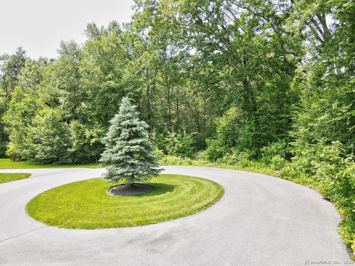 Burlington, Connecticut 06013, United States, ,Land,Pending,151748