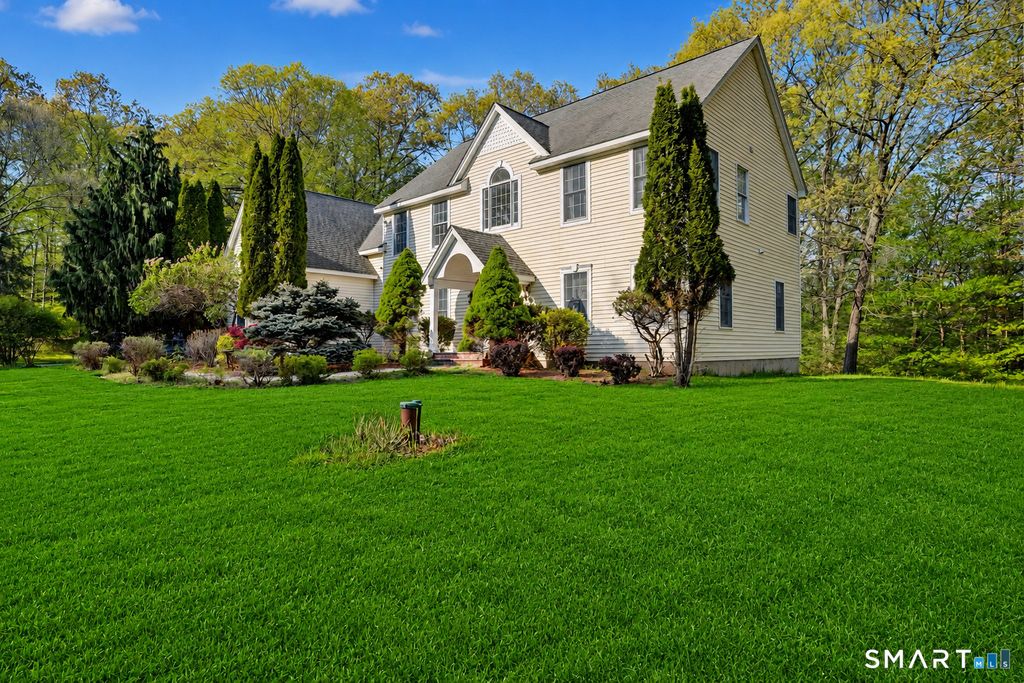 Photo of 3 Josephs Lane, Brookfield, CT 06804 (MLS # 24169709)