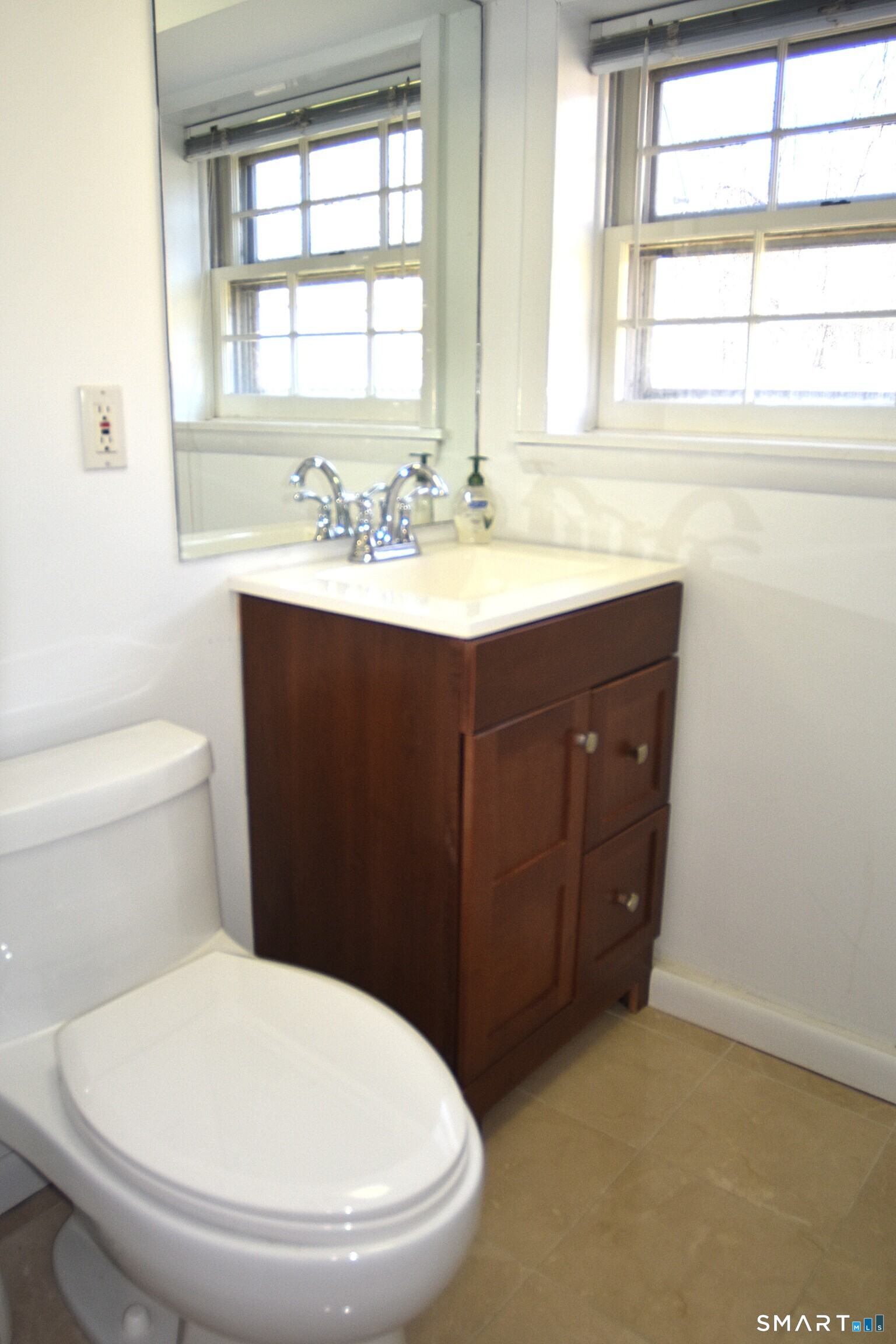 113 Kings Highway North