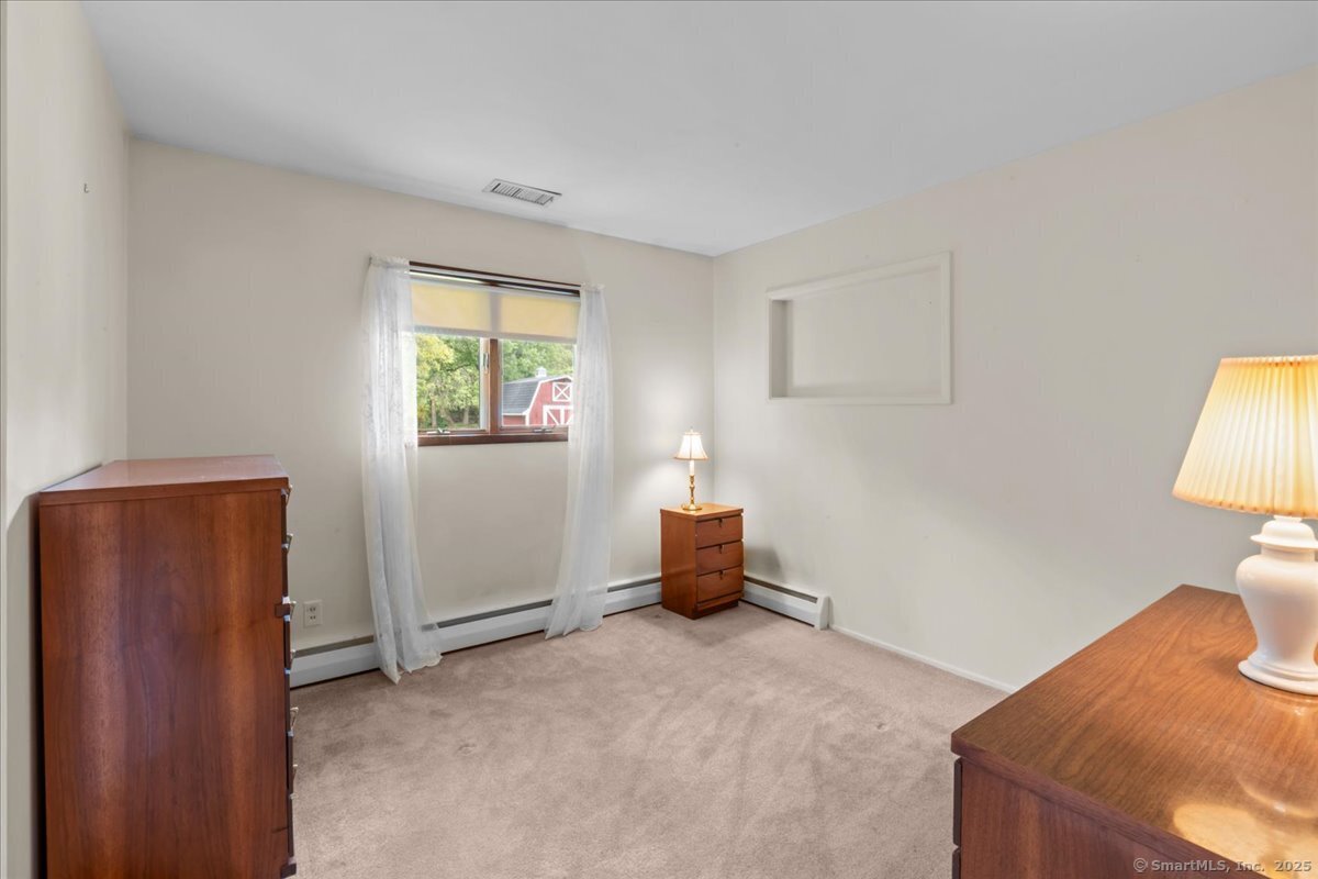 129 Mohawk Drive, Wallingford, Connecticut image 19