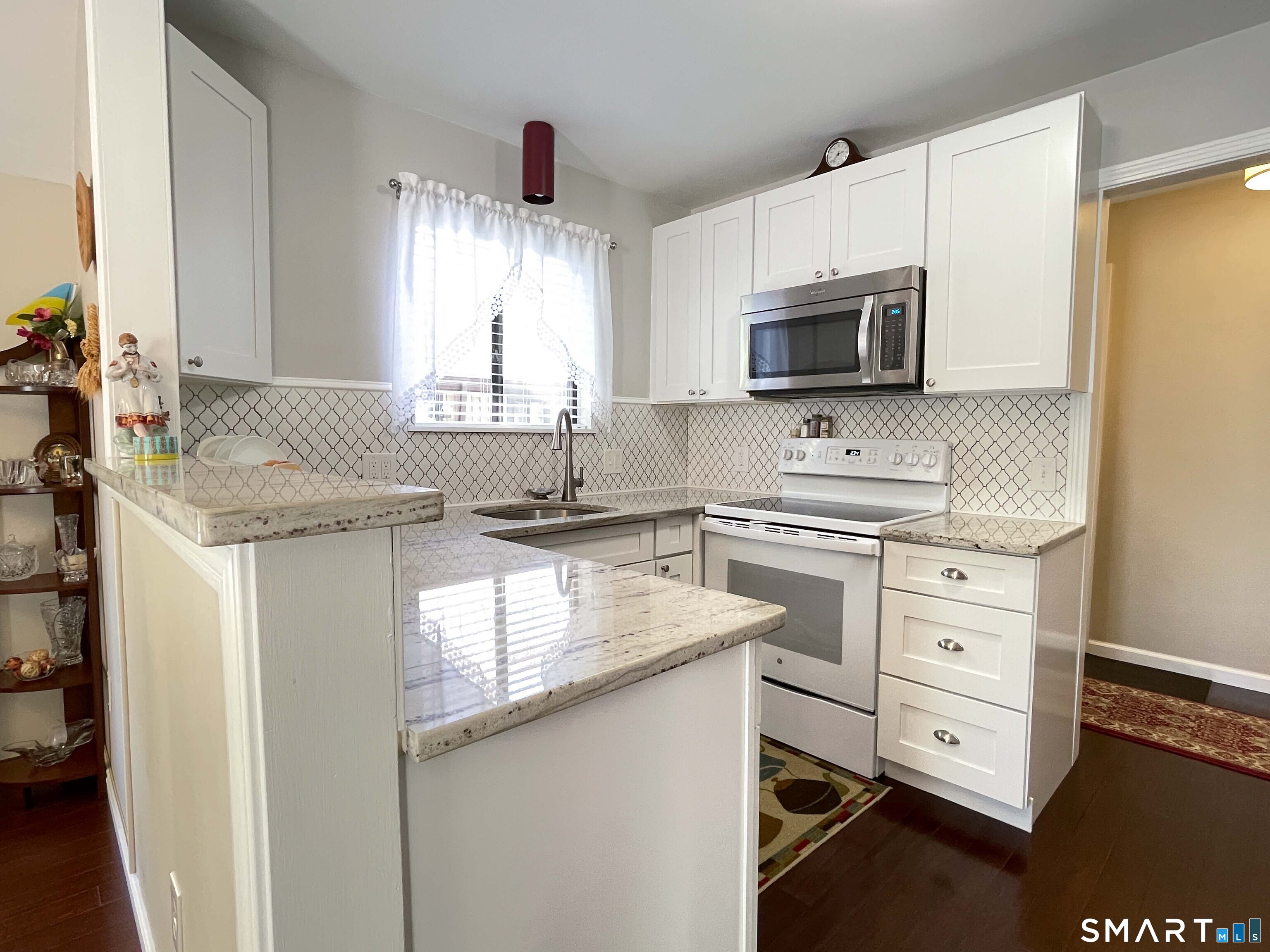 551 Heritage Village B