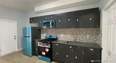Multifamily For Rent - 503 E Main Street<br/> Bridgeport, CT 06608