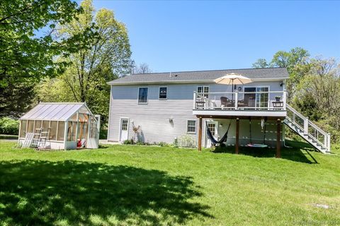 A home in New Milford