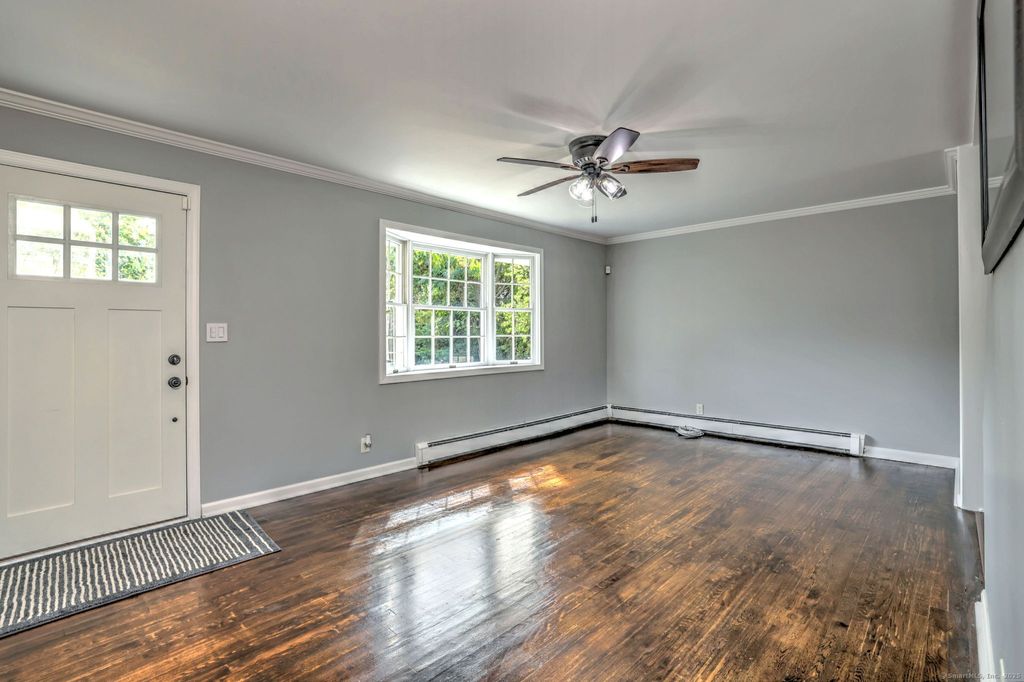 Photo of 320 Islandview Road, Stratford, CT 06614 (MLS # 24132804)