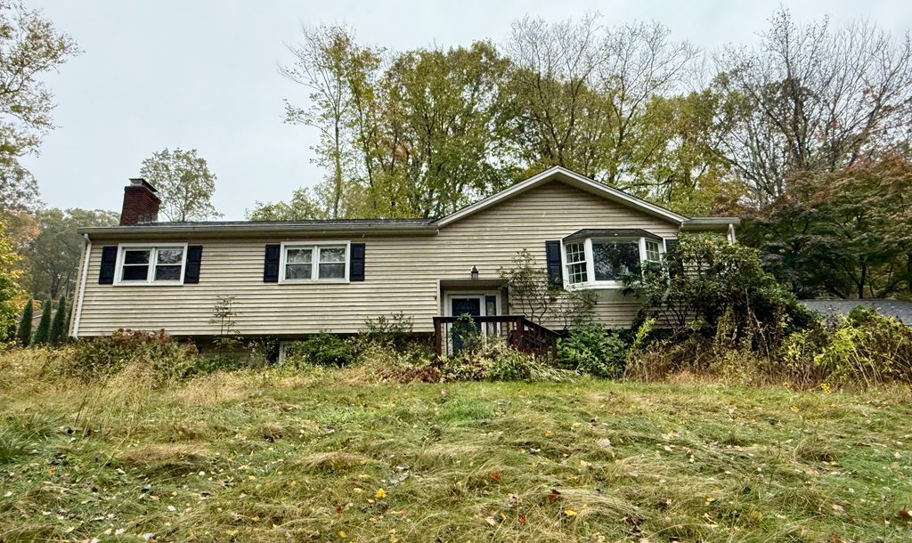 Photo of 51 Ole Musket Lane, Danbury, CT 06810 (MLS # 24132268)