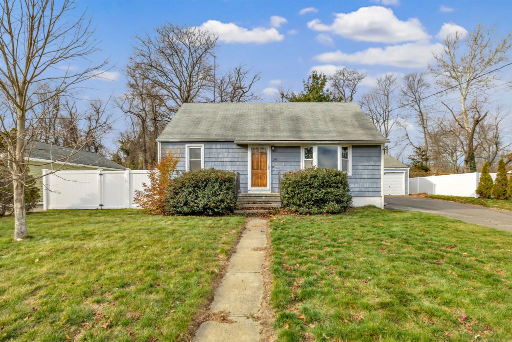 Photo of 24 Beaverbrook Road, Milford, CT 06461 (MLS # 24143542)