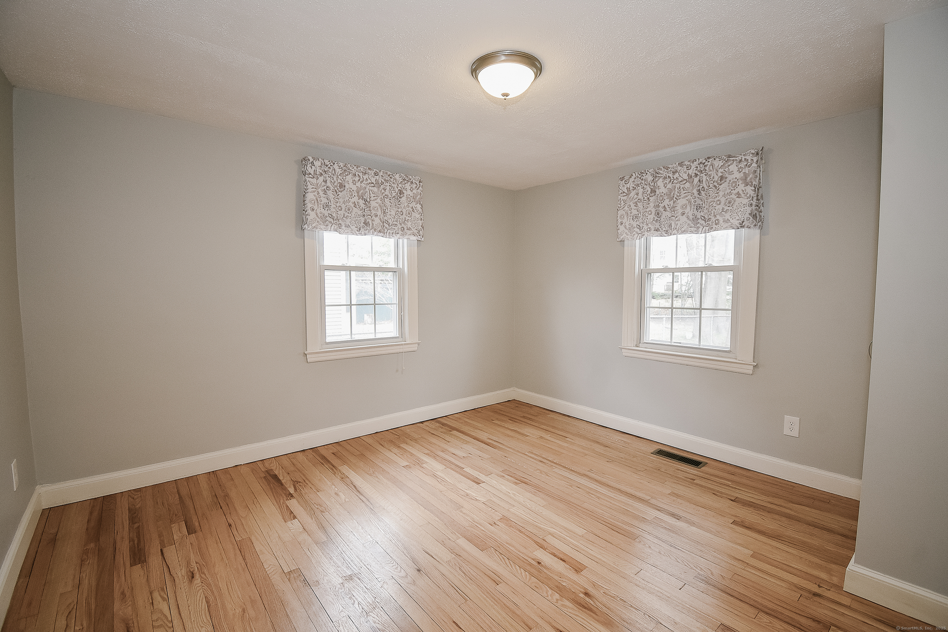85 Hawthorne Street, Manchester, Connecticut image 8