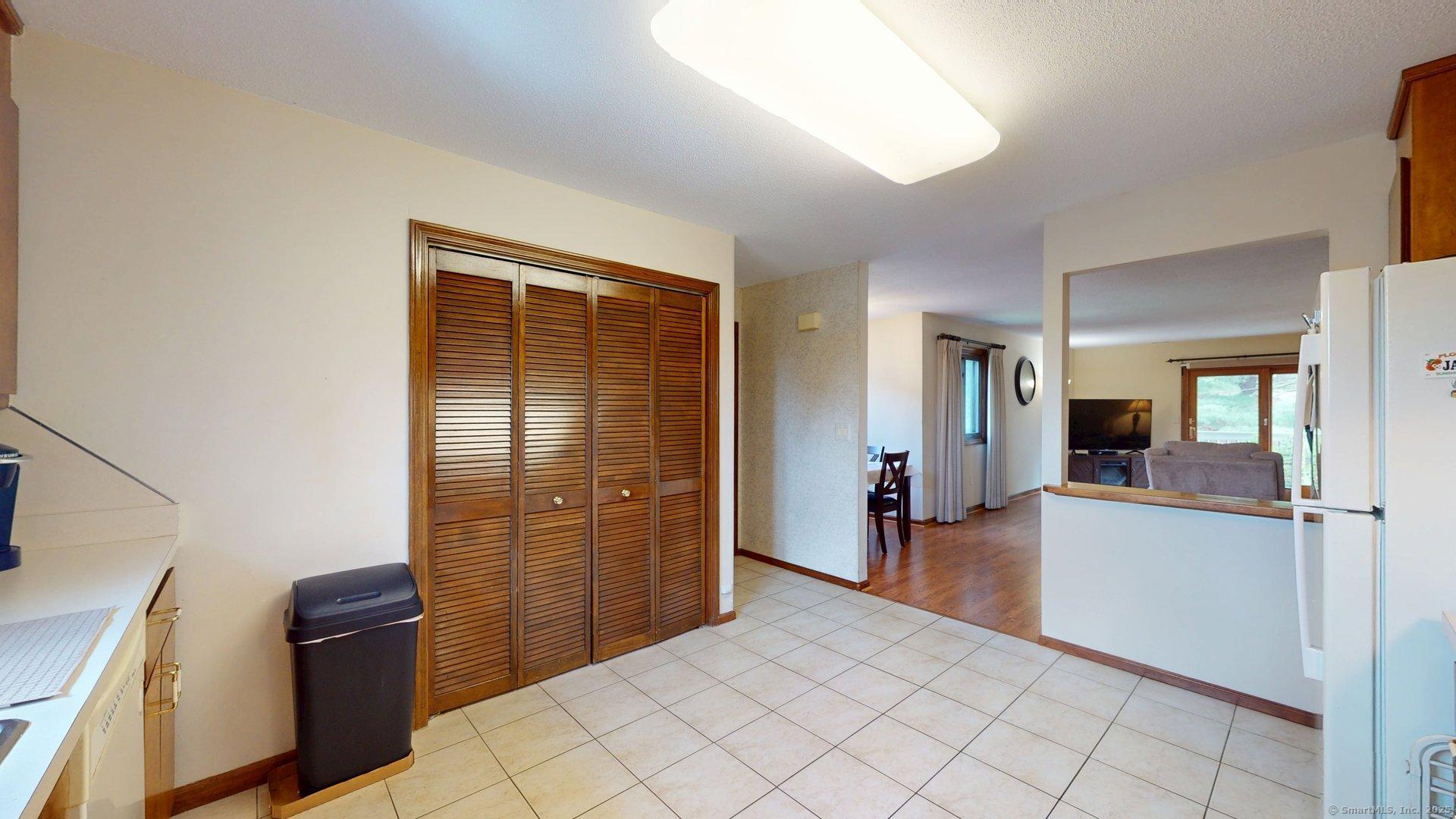 1102 Summer Hill Drive 1102