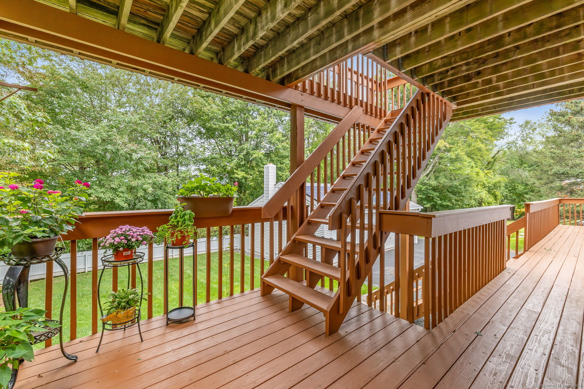 Waterbury, Connecticut 06705, United States, 5 Bedrooms Bedrooms, ,3 BathroomsBathrooms,Residential,Pending,210238