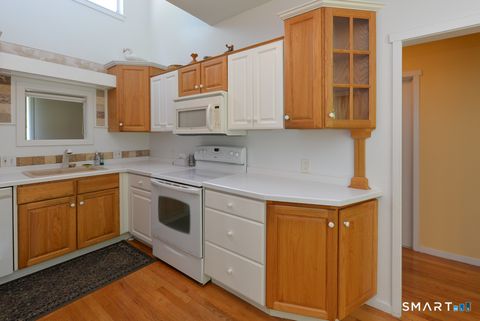 Tiny photo for 895 Heritage Village #A, Southbury, CT 06488 (MLS # 24191530)
