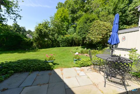 Tiny photo for 895 Heritage Village #A, Southbury, CT 06488 (MLS # 24191530)