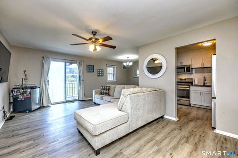 Tiny photo for 65 E Broadway #B, Milford, CT 06460 (MLS # 24165042)