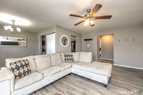 Tiny photo for 65 E Broadway #B, Milford, CT 06460 (MLS # 24165042)