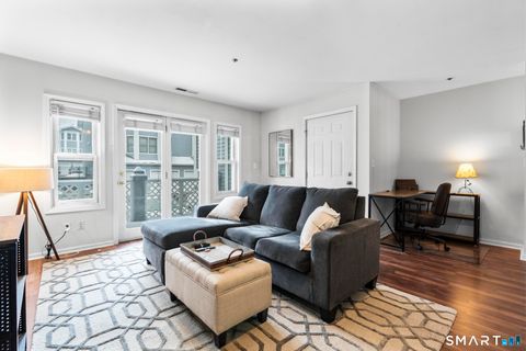 Photo of 31 High Street #4-2C, Norwalk, CT 06851 (MLS # 24146311)