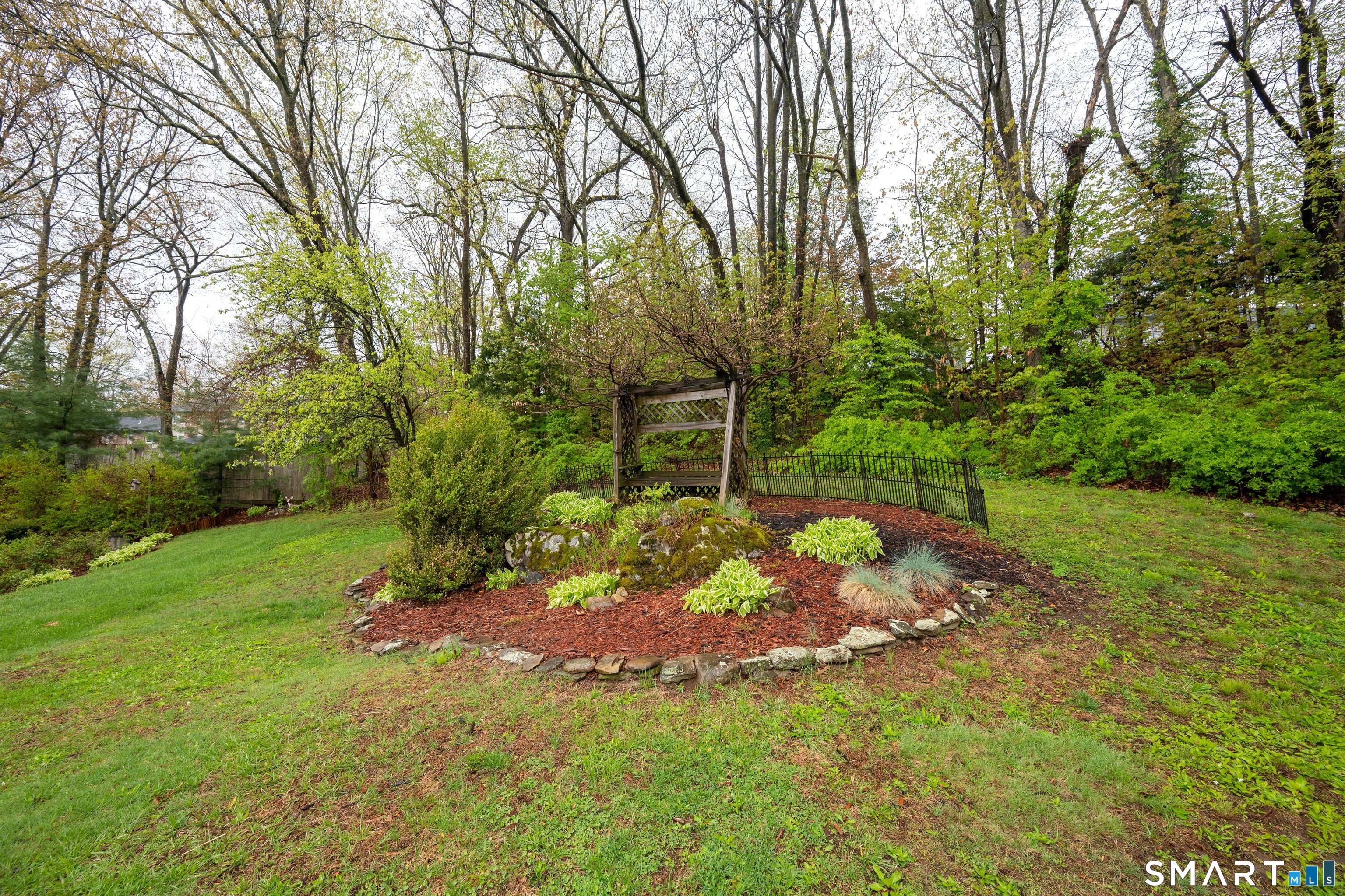 392 Hillside Avenue