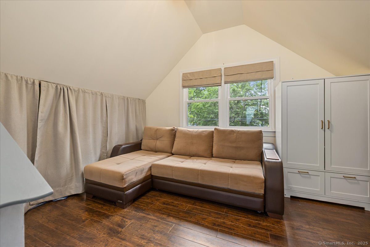 54 Mcmullen Avenue, Stamford, Connecticut image 22