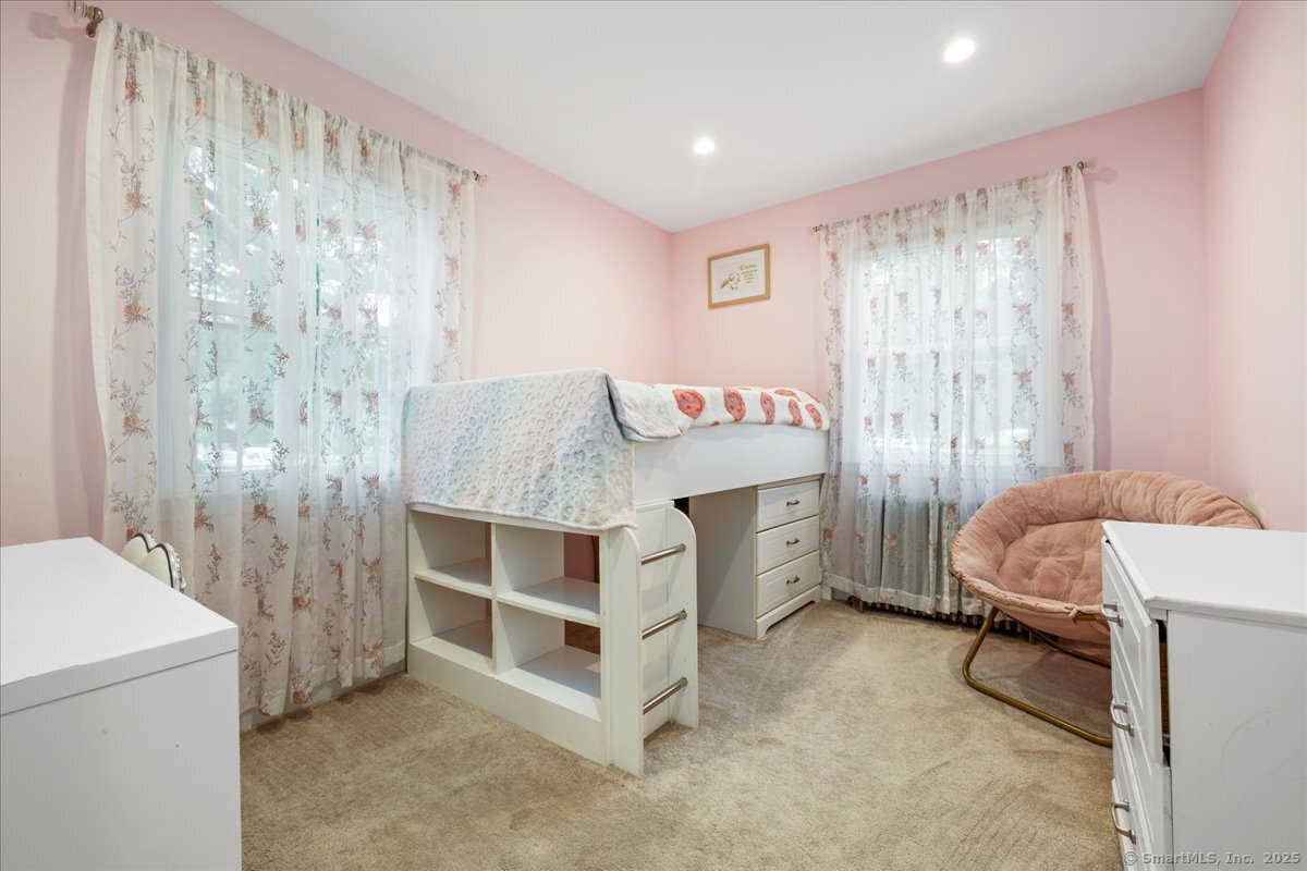 54 Mcmullen Avenue, Stamford, Connecticut image 21