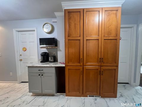 Tiny photo for 556 Pepper Street, Monroe, CT 06468 (MLS # 24164382)