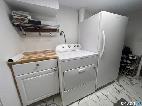 Tiny photo for 556 Pepper Street, Monroe, CT 06468 (MLS # 24164382)