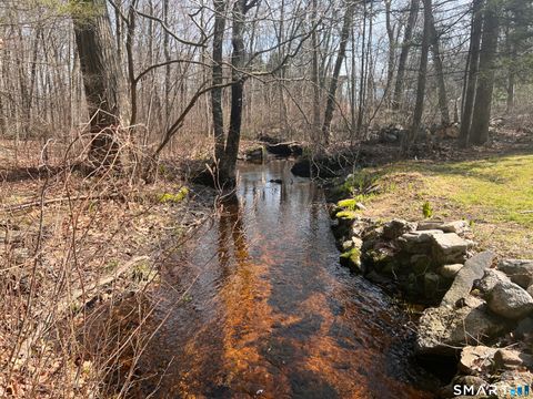 Tiny photo for 556 Pepper Street, Monroe, CT 06468 (MLS # 24164382)