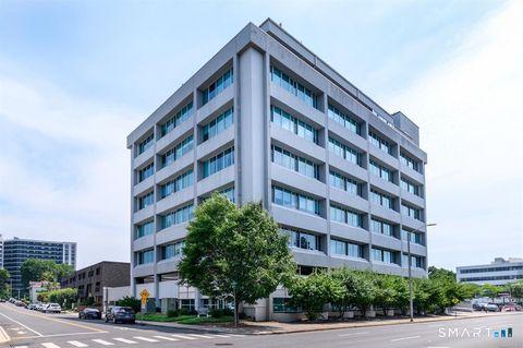 Condo For Sale - 1515 Summer Street #601<br/> Stamford, CT 06905