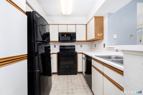 Tiny photo for 31 High Street #APT 4304, East Hartford, CT 06118 (MLS # 24157449)