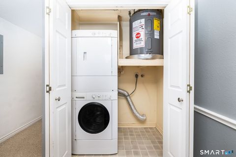 Tiny photo for 31 High Street #APT 4304, East Hartford, CT 06118 (MLS # 24157449)