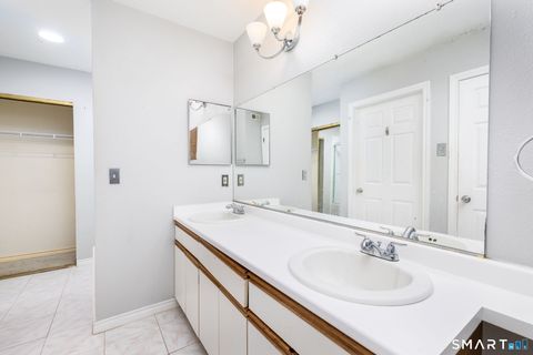 Tiny photo for 31 High Street #APT 4304, East Hartford, CT 06118 (MLS # 24157449)