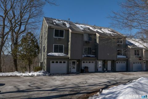 Photo of 104 Wauwinet Trail #104, Guilford, CT 06437 (MLS # 24154117)