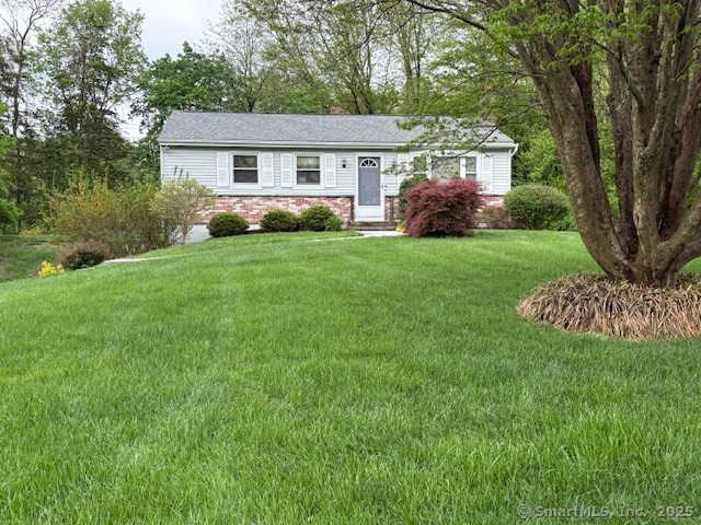 141 Lone Oak Drive, New Milford, Connecticut image 3