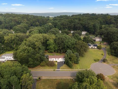 Tiny photo for 40 Abbey Court, Cheshire, CT 06410 (MLS # 24163131)