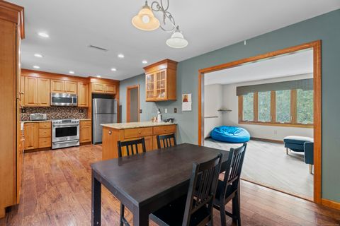 Tiny photo for 40 Abbey Court, Cheshire, CT 06410 (MLS # 24163131)