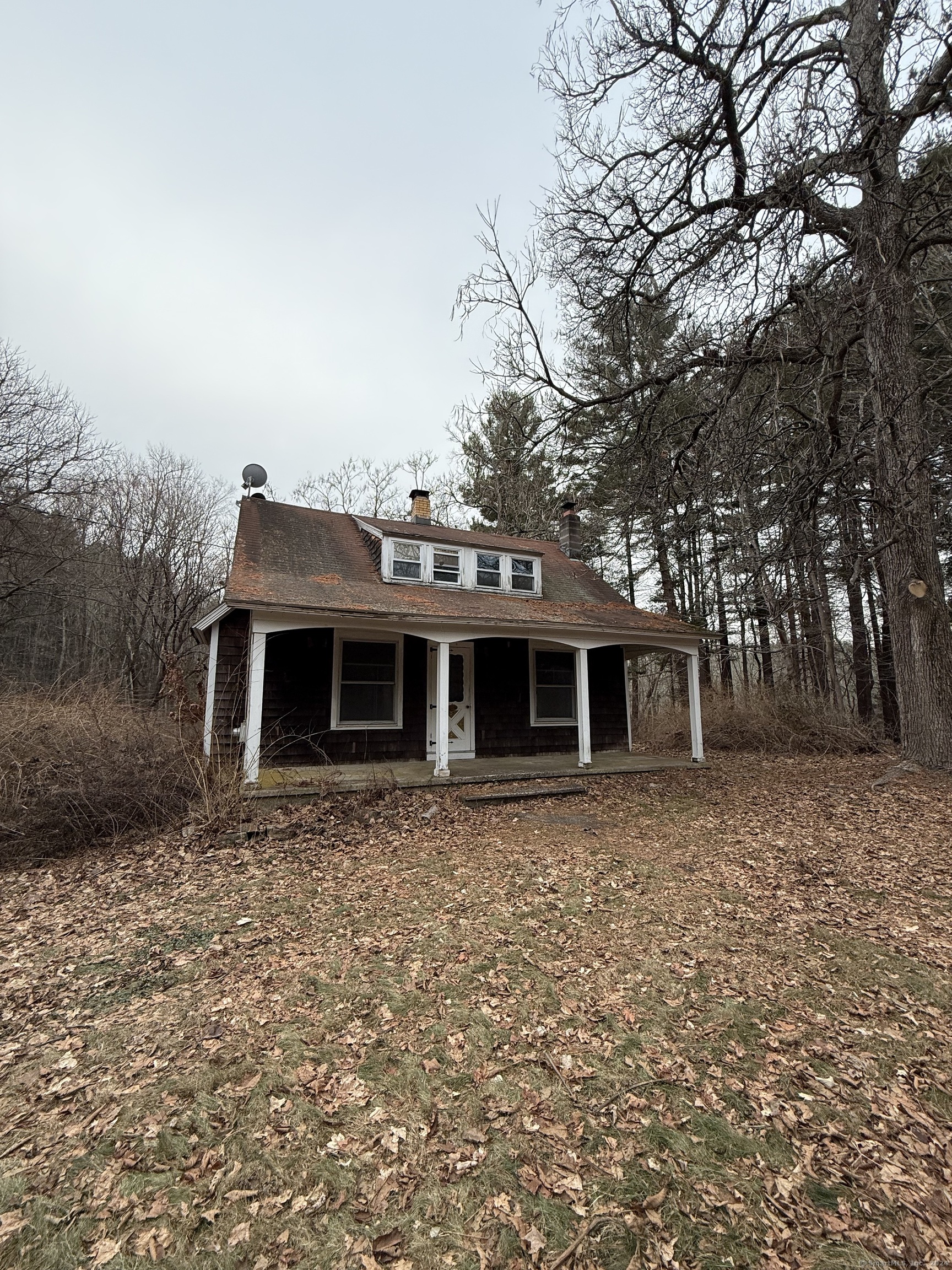 Property for Sale at Long Ridge Road, Redding, Connecticut - Bedrooms: 2 
Bathrooms: 1 
Rooms: 6  - $300,000