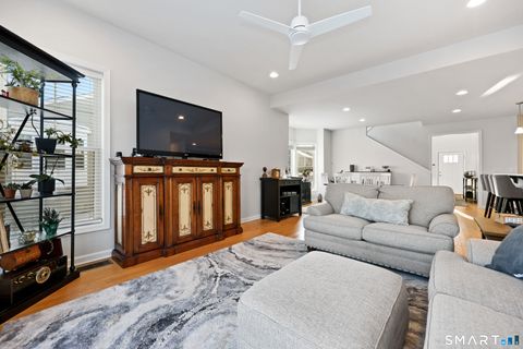 Tiny photo for 909 Tillinghast Drive #909, Oxford, CT 06478 (MLS # 24151108)