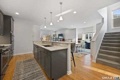 Tiny photo for 909 Tillinghast Drive #909, Oxford, CT 06478 (MLS # 24151108)