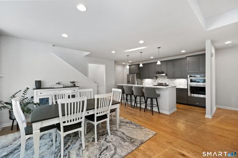 Tiny photo for 909 Tillinghast Drive #909, Oxford, CT 06478 (MLS # 24151108)